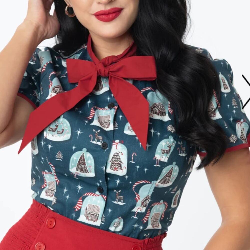 Unique Vintage Holiday blouse pussybow